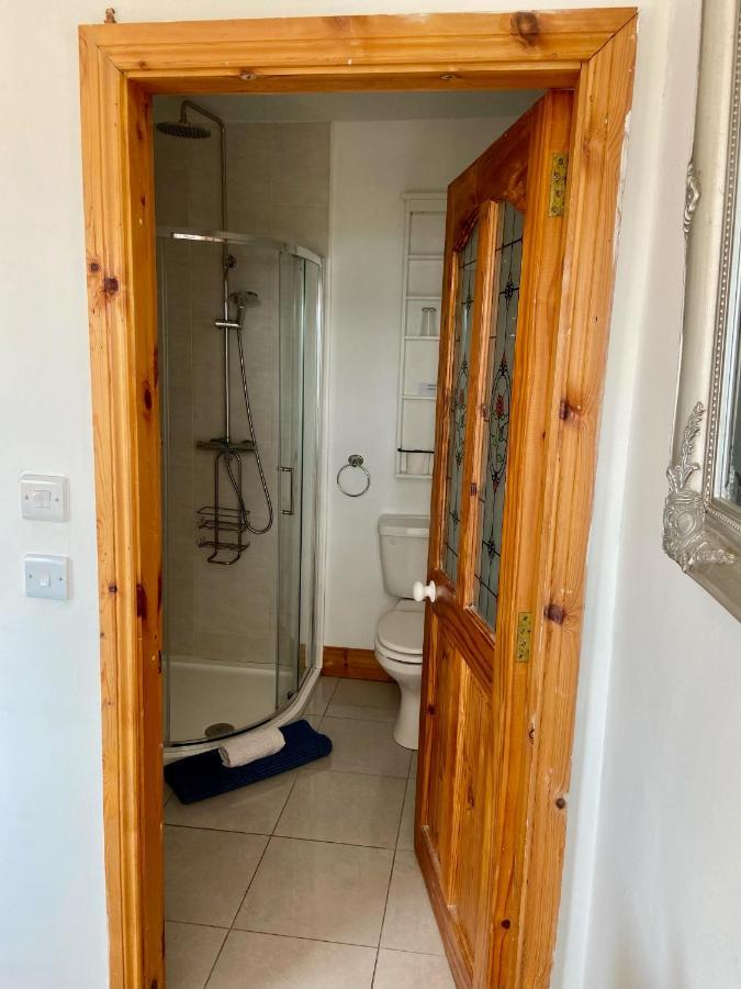 Bed and Breakfast Grenane Heights Кенмар Экстерьер фото